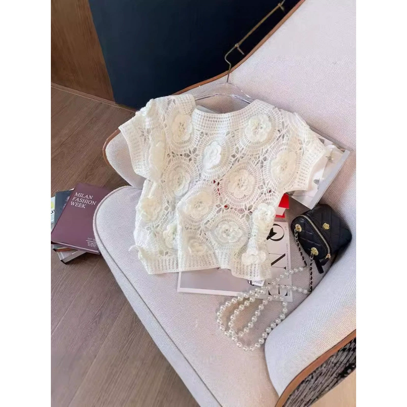 Ретро трехмерная выдолблена крючком футболка 2024 летом новый стиль премиум-класса нишевые стройные трикотажные топы с короткими рукавами