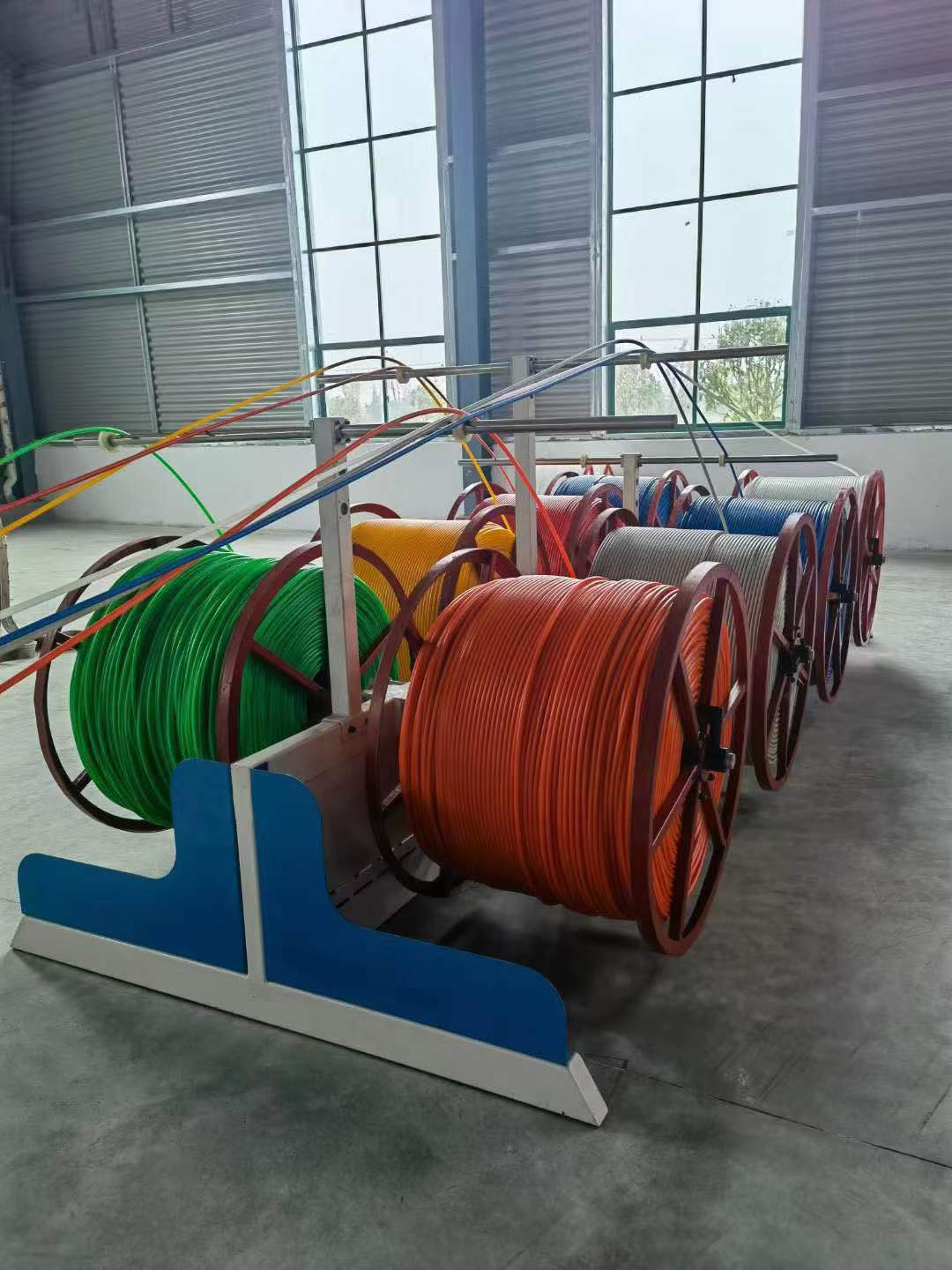 供应双螺杆挤出机(图) 熔喷布主机