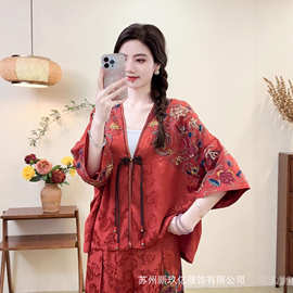 2025夏季新款民族风复古V领开衫衬衣女文艺盘扣缎面提花衬衣开衫