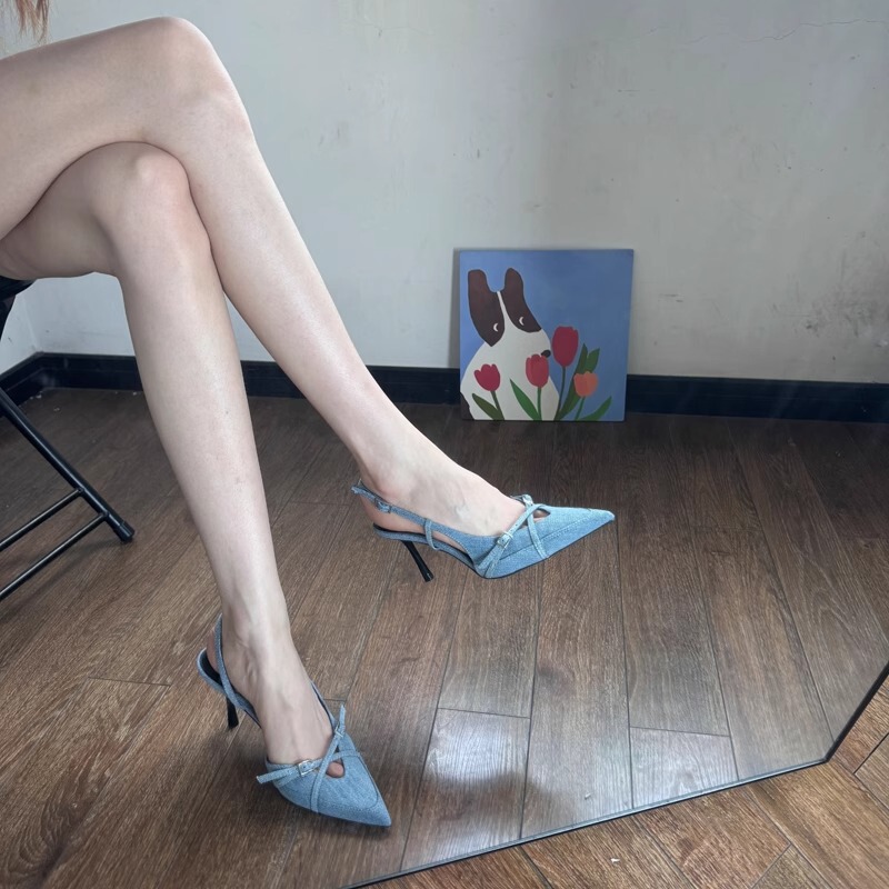 Sandals with a Mature and Sexy Vibe, Stunning Blue Color, Elegant Single Shoes, 2026 Spring and Autumn New Style, Closed-Toe, Shallow Mouth, Thin Heel, High Heels for Women Sandals with a Mature and Sexy Vibe, Stunning Blue Color, Elegant Single Shoes, 2026 Spring and Autumn New Style, Closed-Toe, Shallow Mouth, Thin Heel, High Heels for Women