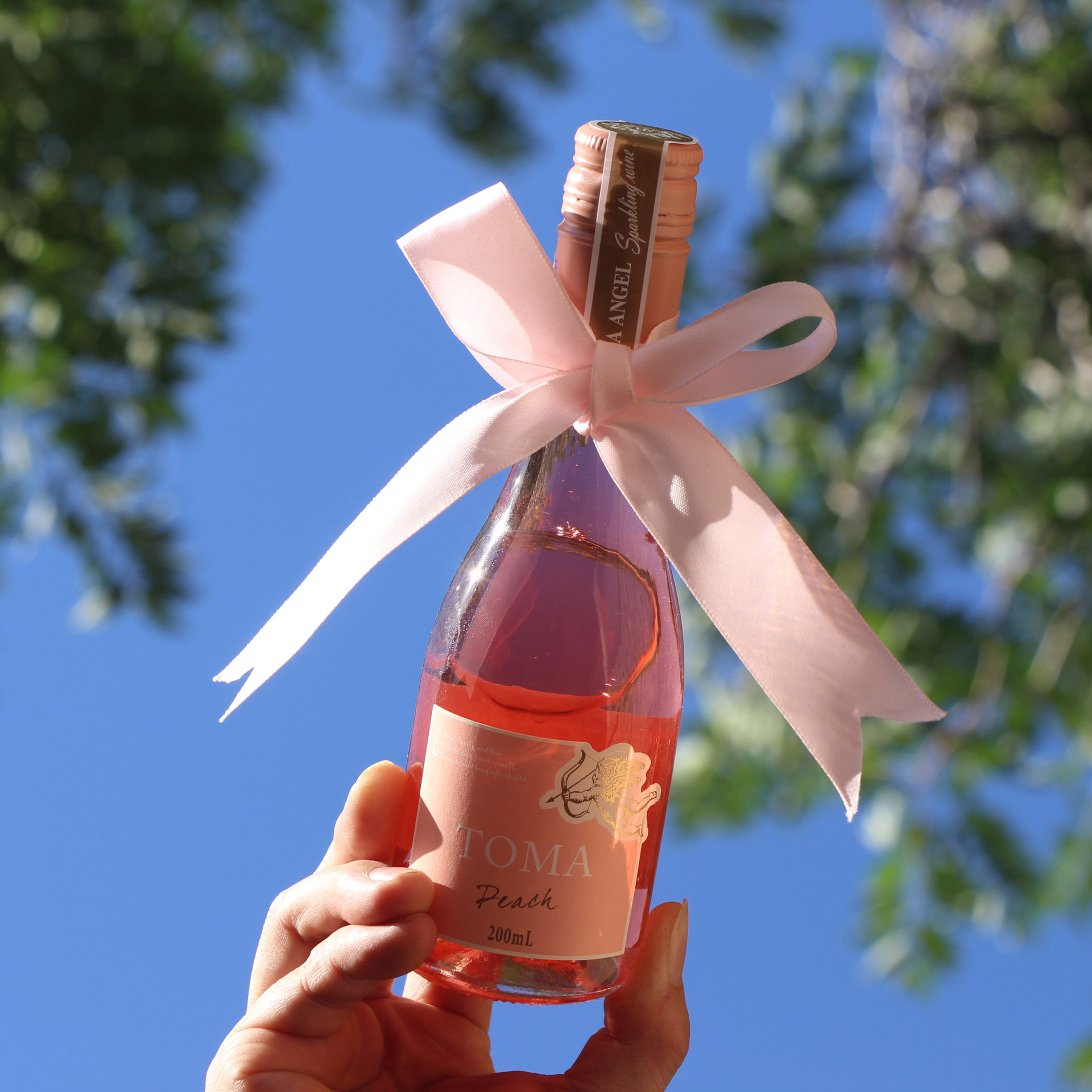 High-Endurance Peach-Flavored Sparkling Sweet Wine Mini Bottle 200ml, Bridal Favors