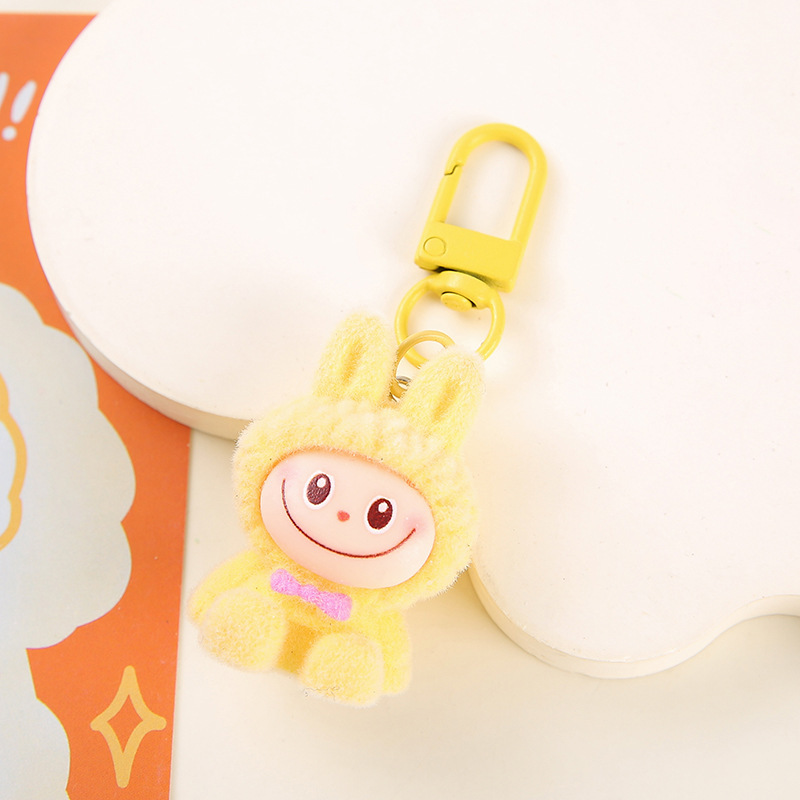 新しい植毛 labubu キーホルダーペンダント樹脂キャンディーカラーかわいいトレンディな labubu 人形ペンダントギフト|undefined