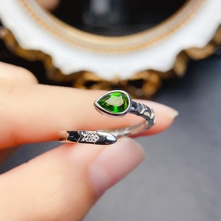 New natural diopside ring S925 silver inlaid main stone 4*6mm Joker net red explosions women's jewelry wholesale