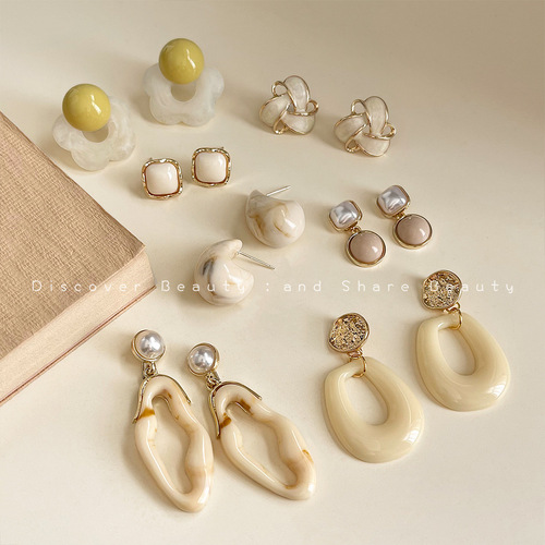 French cream white simple geometric design earrings acetate acrylic earrings women's niche high-end earrings wholesale