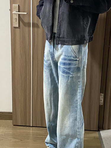 Men's Spring and Autumn Washed Blue Straight Leg Jeans with American High Street Vibe Cleanfit Curved Hem Trousers