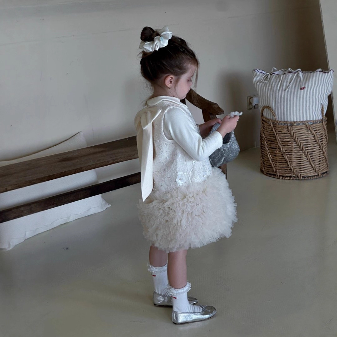 【Eer】秋季新品首发纯高订立体蓬蓬连衣裙打底衫女中小童