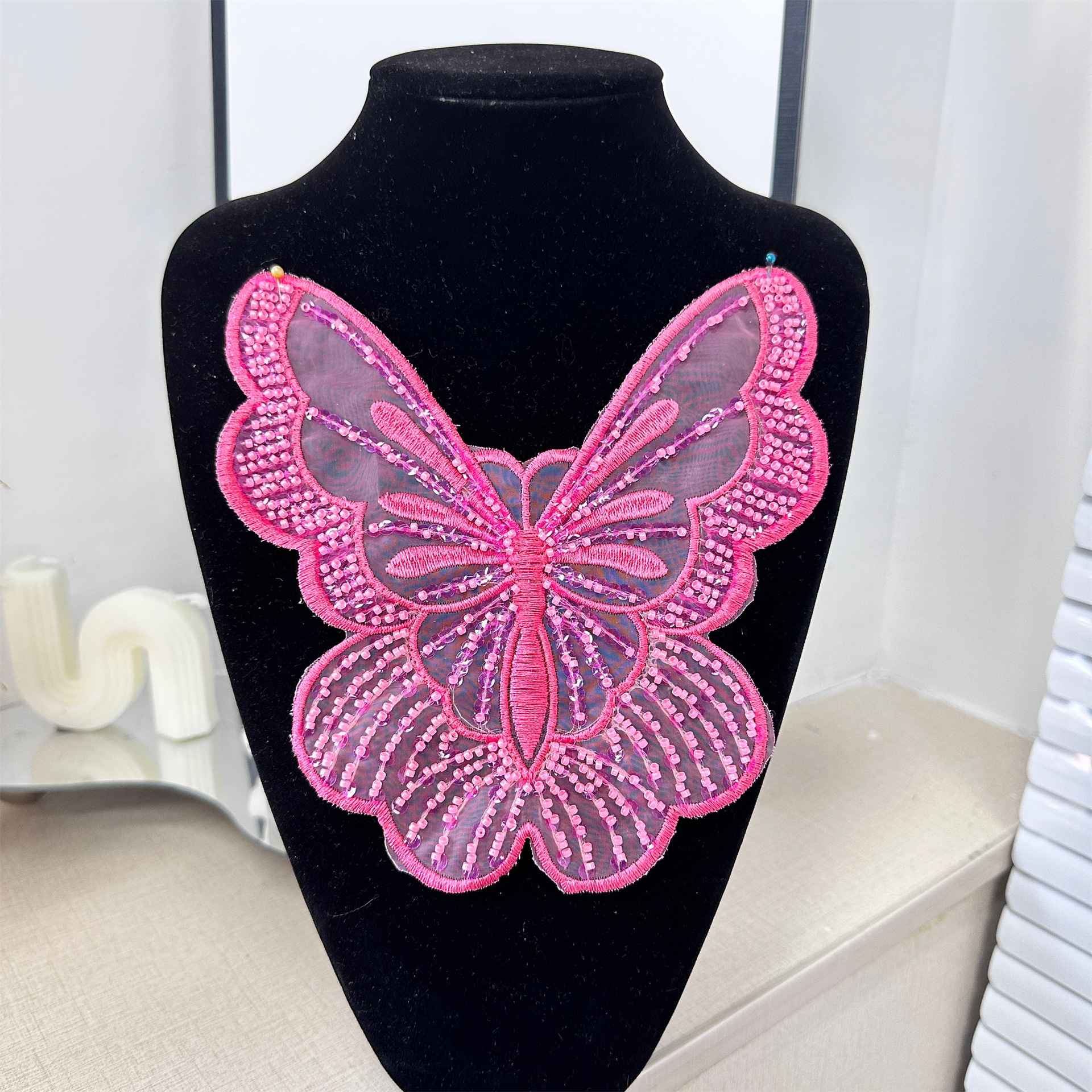 Nuevo bordado con cuentas de encaje mariposa grande pegatinas de tela DIY vestido de novia falda parche pegatinas calcomanías Accesorios image 2