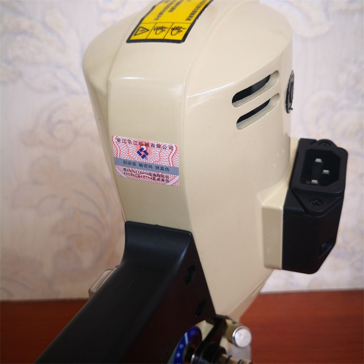 O1CN01lhcNc125VFJcRF5Wu_!!2915