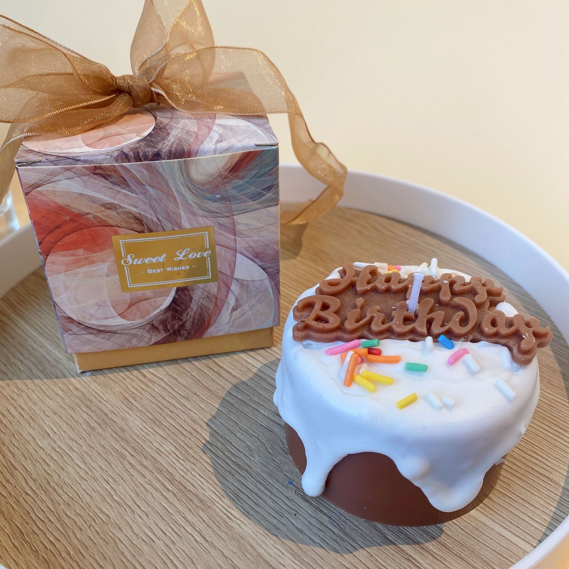 Café marrón pastel de feliz cumpleaños (8*8*5,5)