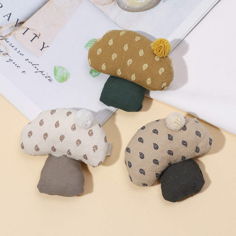 Pince à frange pour bébé transfrontalière européenne et américaine, épingle à cheveux mignonne en forme de champignon de dessin animé, coiffure pour bébé, épingle à cheveux pour enfants, vente en gros_voghion.com