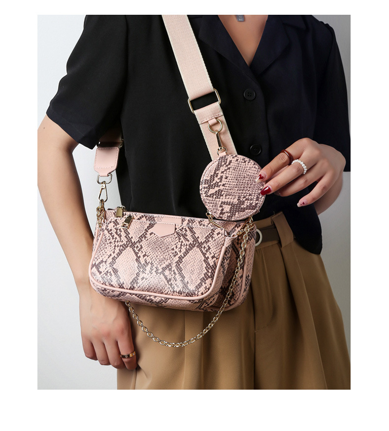 Wholesale Snake Pattern One-shoulder Messenger Small Square Bag Nihaojewelry display picture 1