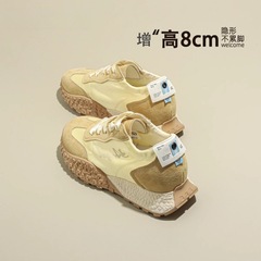 女性用の厚底と身長を伸ばすドイツのトレーニングシューズ、2025年夏の通気性のあるサテンの多用途でファッショナブルなフォレスト・ガンプシューズ、ランニング、スポーツ、レジャー用
