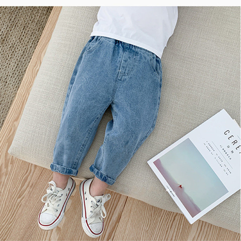 Jeans para niños primavera 2026 nuevos pantalones casuales infantiles guapo primavera y otoño pantalones chinos para niños