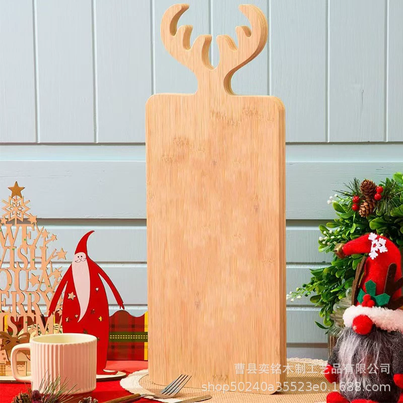 Деревянная сырная доска с сыром из сыра