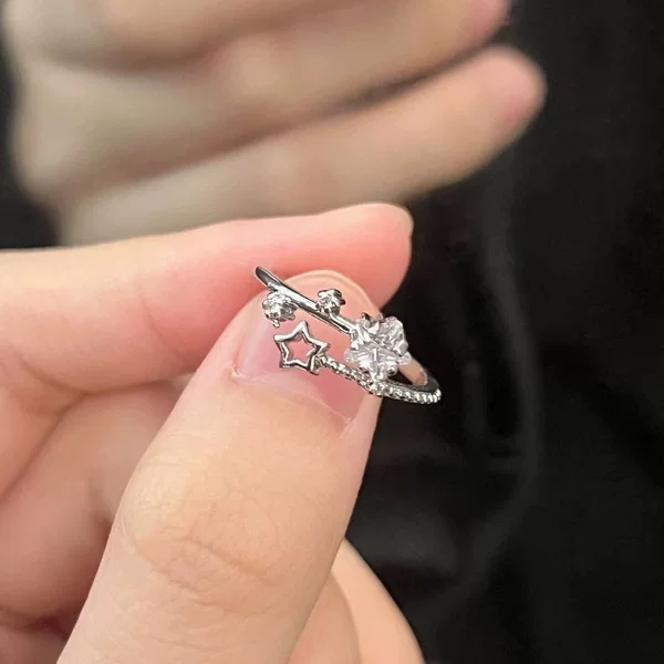 Diamond-encrusted Five-pointed Star Ring for Women's Small Star Wish Simple Star Ins Niche Design Opening Adjustable Ring Bracelet
