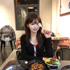 韩系纯欲黑色蝴蝶结u领长袖打底衫女秋季修身显瘦短款上衣两件套