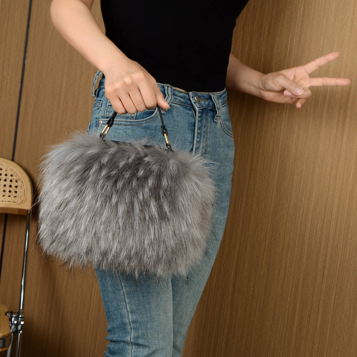 Nuova borsa a tracolla in pelliccia di procione da donna, a forma di cuscino, stile dolce e fresco y2k_voghion.com