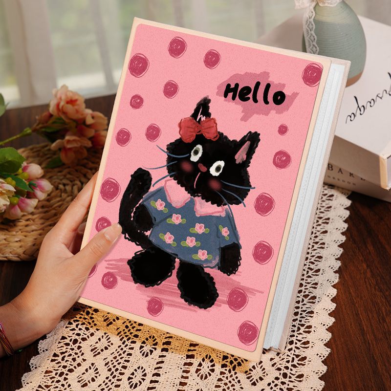 검은 얼룩무늬 고양이