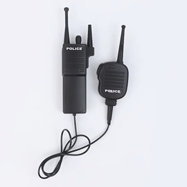 其他衣饰;胸针;其他纺织辅料