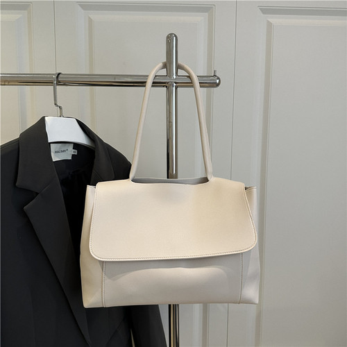 Leather Tote Bag for Women 2025 Summer New Underarm Bag Unique Design Simple Shoulder Bag