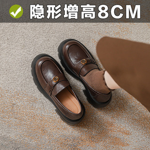 ����ЬŮ2026�¿���ٴ�ܛƤͨ�چ�Ь��׃�8CM��ɫСƤЬ