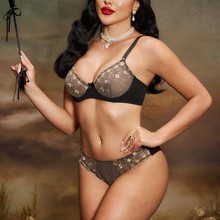 羳WʽԸг͸ҕٽzq½ϵȤɼ