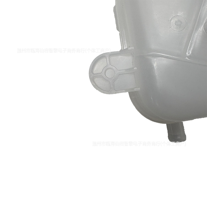 Suitable for 2012-2020 Chevrolet Sonic models; car coolant reservoir, part number 603-386, 95048411