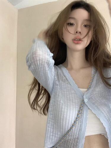 Designer-style niche summer jacket, slimming thin top, cross-border women's V-neck apricot long-sleeved knitted sweater for layering