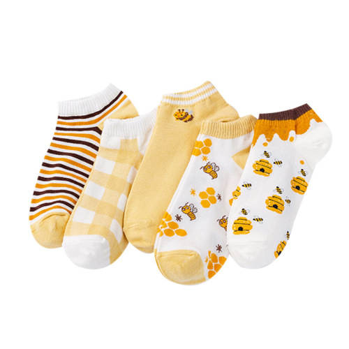 Korean Dongdaemun trendy socks for women cartoon boat socks little bee deer ins socks physical supermarket supply batch