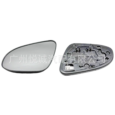 Suitable for Toyota 14-18 Car mirror