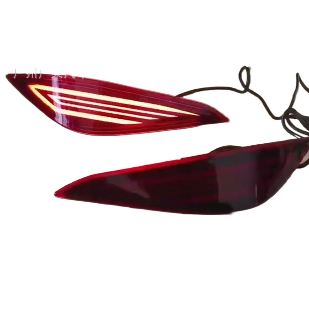 Para Toyota Rush 2018 2019 multi-función 12V LED reflector de luz trasera antiniebla