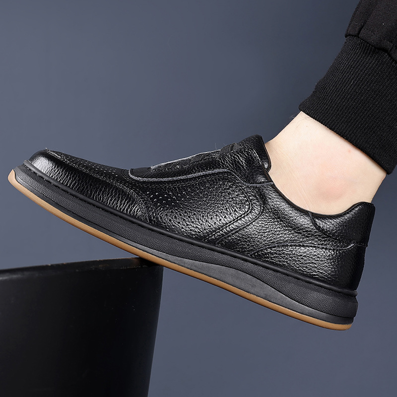 Piel de vaca de primera capa 2025 verano nuevo estilo sandalias de hombre cuero casual perforado hueco transpirable zapatos de cuero para hombre