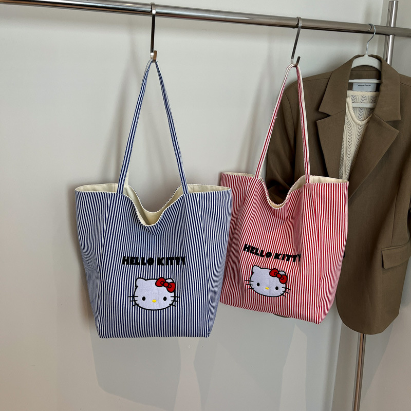 Kitty格子双面手提包包早春正流行大容量帆布包学生上班族托特包
