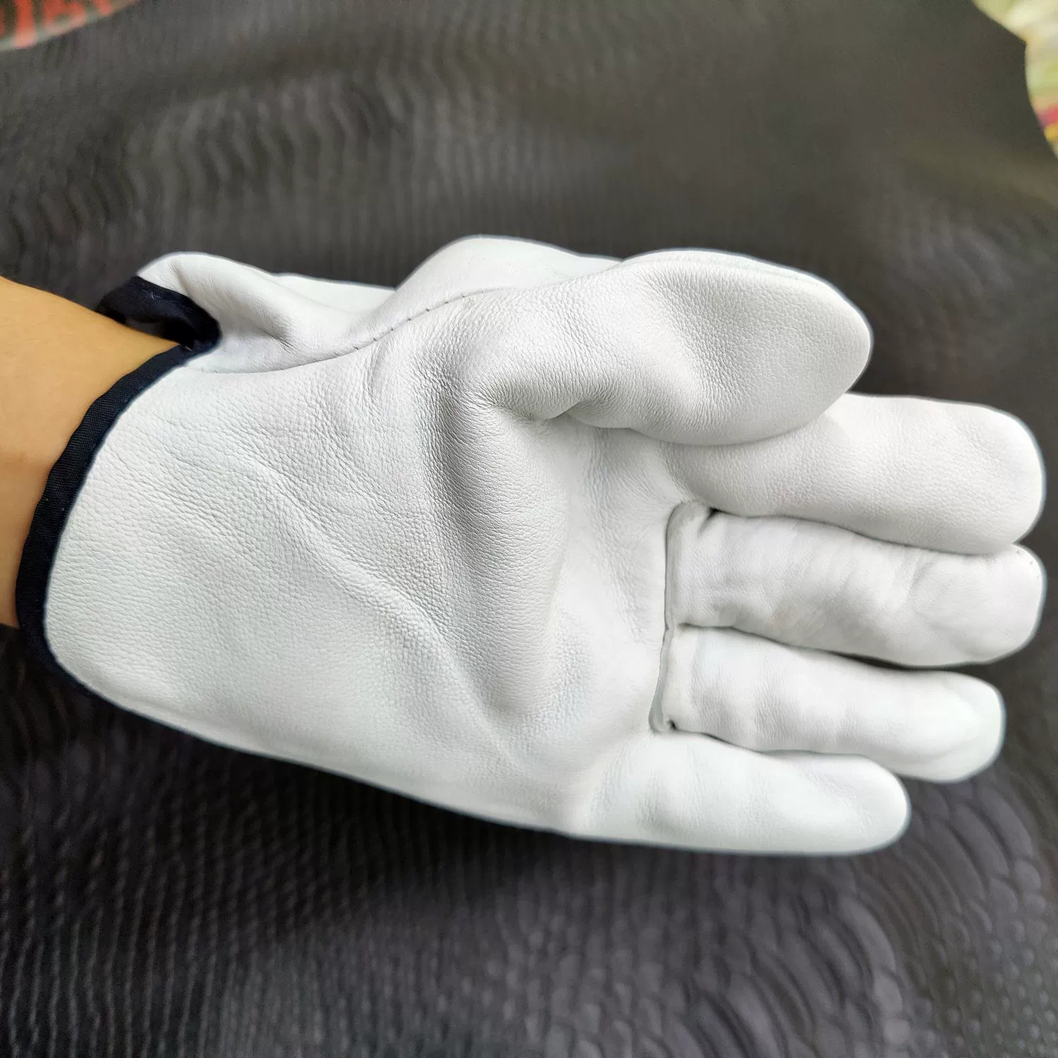 Wear-resistant gloves, wholesale