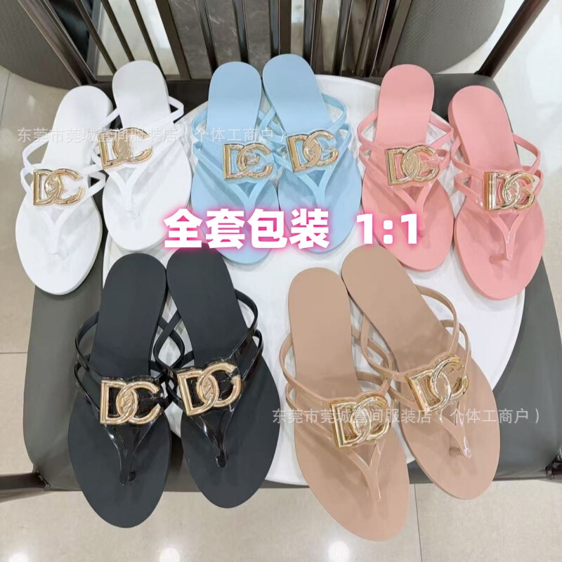 Foreign Trade 2026 Summer Women's Flip-Flops Crystal Jelly Metal Buckle Beach Casual Flat Sandals
