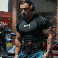 YOUNGLAアメリカ夏メンズ高弾性タイトtシャツジョガースポーツフィットネスランニングトレーニング速干半袖