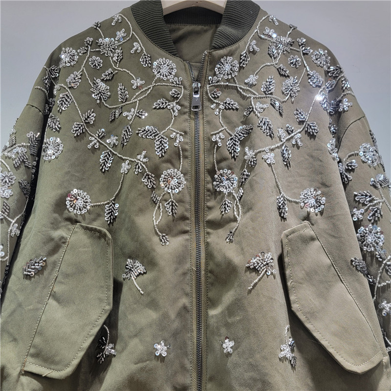 2025 otoño y invierno nuevo estilo de industria pesada clavos de flores chaqueta de béisbol chaqueta de mujer casual suelta chaqueta versátil