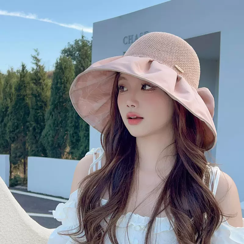 Quality summer sun hat, beach sun protection cream