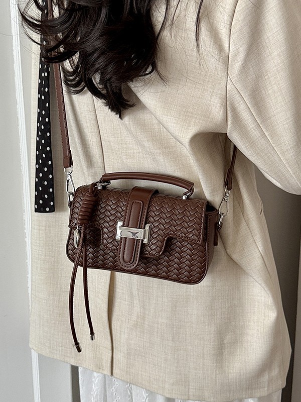 Casual coreano nicho tejido bolso de mano para mujeres 2026 nueva moda lujosa exquisita bolsa de mochila