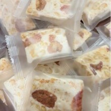 ��ݮ����ܽ���e��ʳС�Ը��c��ݮţ��ܽ��ܛܛ�㲻ā������ʳ�c��