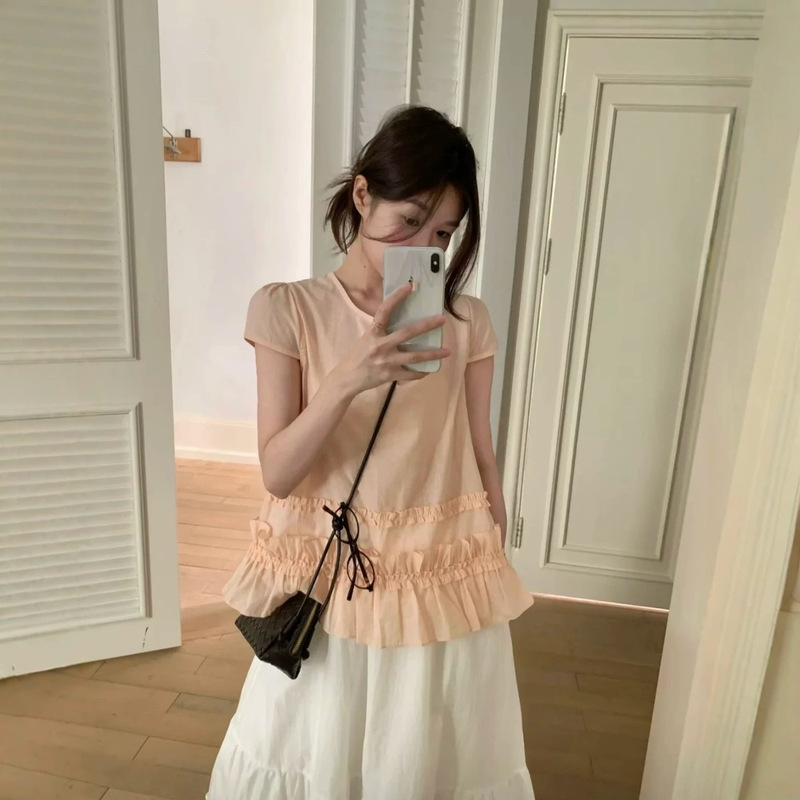 36190【 Wander Italian-French】 Blouse with Ruffled Hem and Sleeves