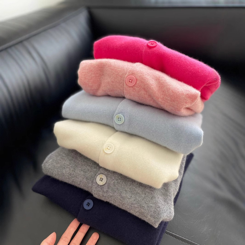 Soft Waxy Boneless ~ 100 Merino Wool AC Early Autumn New Smiling Face Embroidered Crew Neck Joker Knitted Cardigan