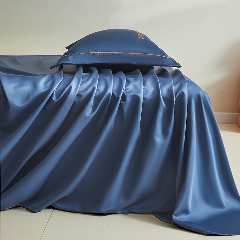 Sábana fresca de color puro, una sola pieza, colcha de hielo para dos personas, funda de almohada individual, dormitorio de estudiantes, traje de tres piezas, verano, seda no tangsi