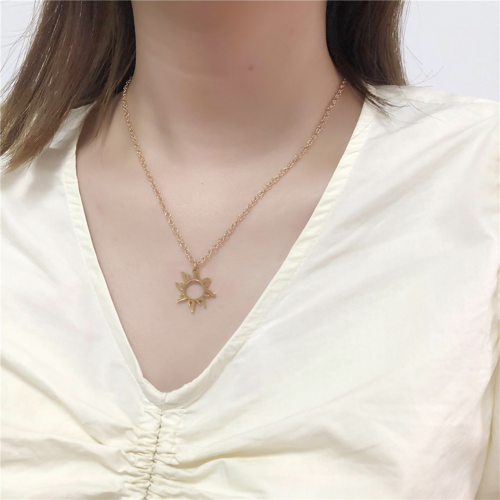 simple hollow titanium steel sun geometric necklace wholesale nihaojewelry