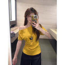 �������Sɫб�����T��Ů���＾�¿������̿��@�������w��С����