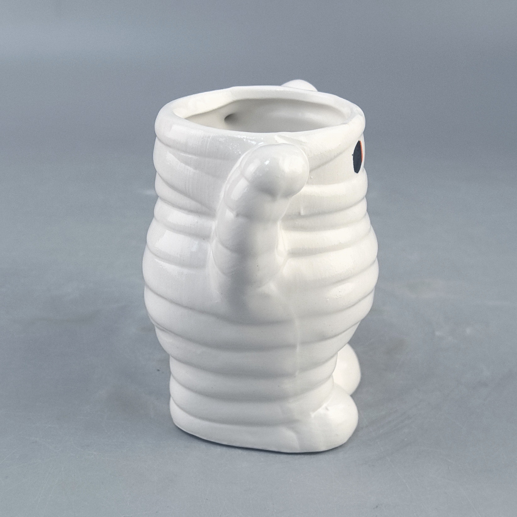 Momia transfronteriza de Halloween Taza de cerámica en forma de fantasma Taza de cerámica Taza de marquesina creativa personalizada a mano