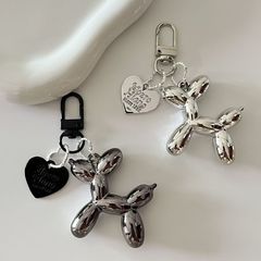 赤い本ins風愛バルーン犬のキーホルダーカップルのキーホルダーdiyカバンのペンダント