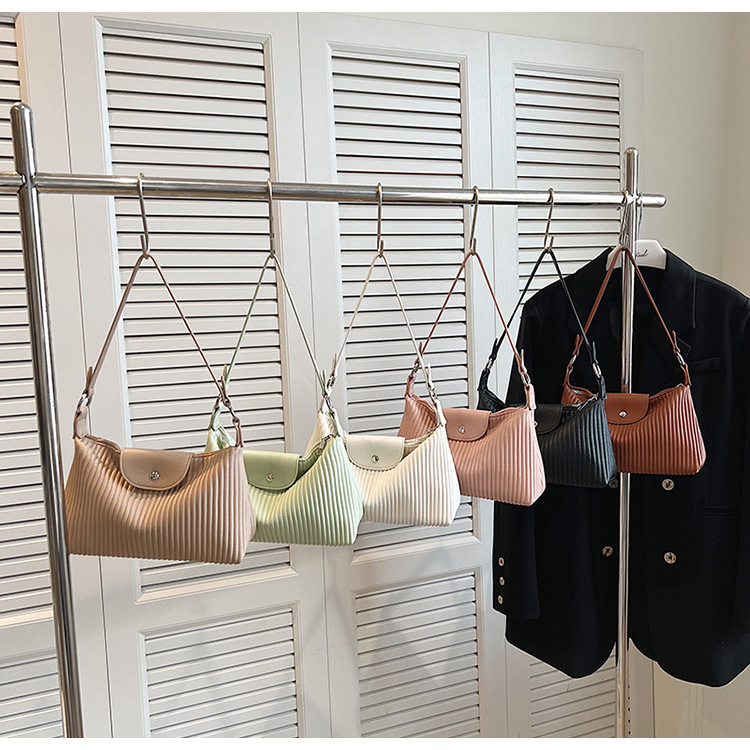 Niche design pleated striped 2024 new women's versatile and simple single shoulder pillow crossbody armpit bag_voghion.com