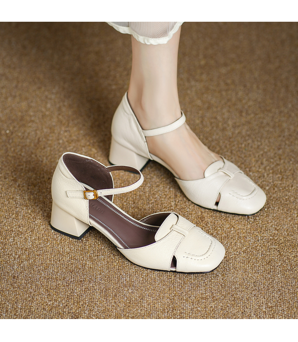 Sandal nữ da dê chạm trổ hoa văn, gót vuông 4,5 cm, mũi vuông hở mũi — đen chi tiết 10