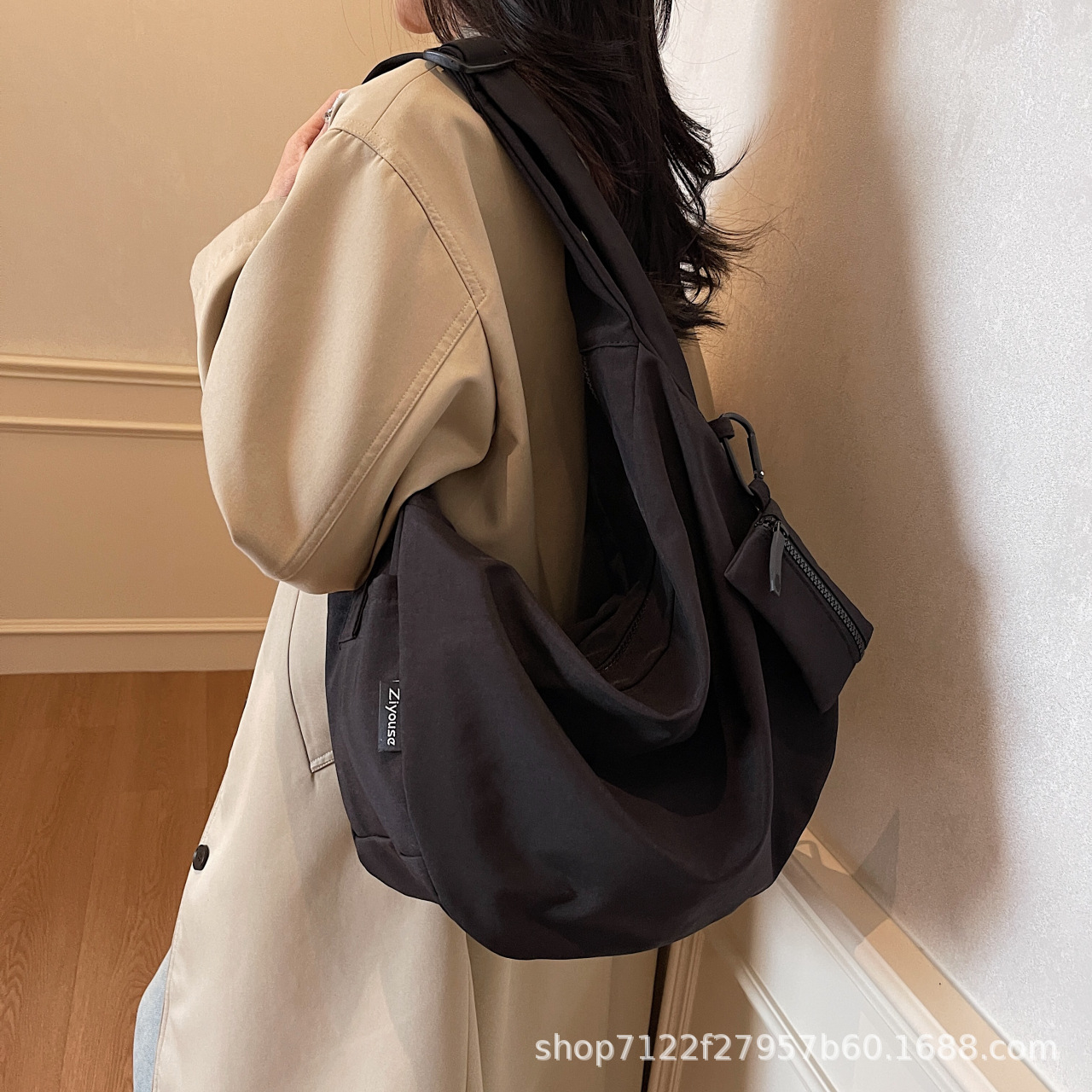 Cross-Border New Winter Fashion Pure Color Women's Shoulder Bag Large Capacity Canvas Crossbody Bag Commuter Dumpling Bag